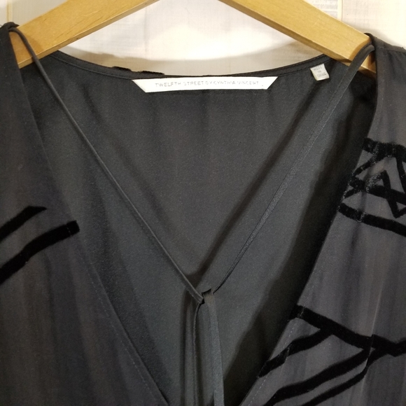 Twelfth Street by Cynthia Vincent Black Dolman S - Picture 5 of 6